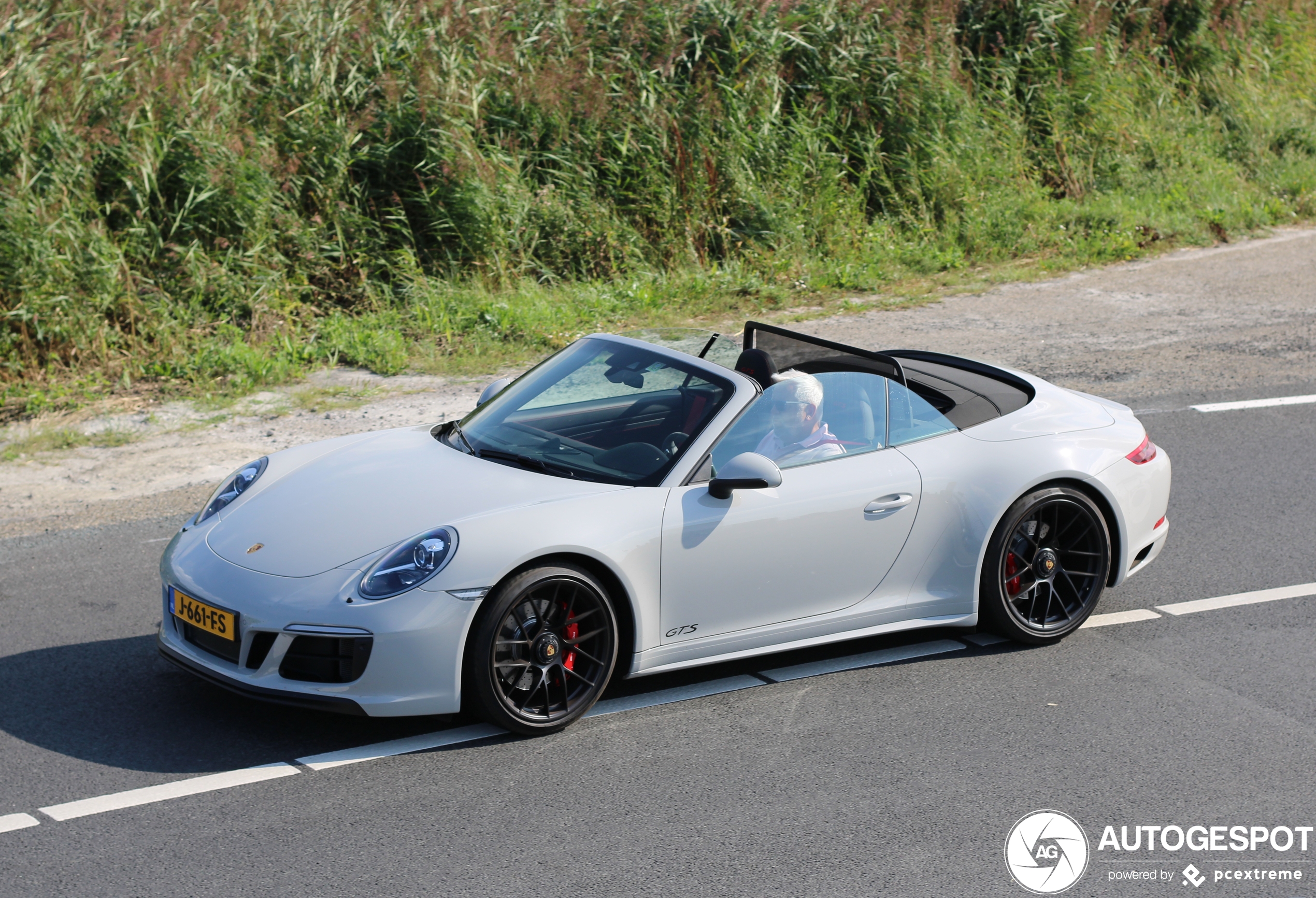 Porsche 991 Carrera 4 GTS Cabriolet MkII