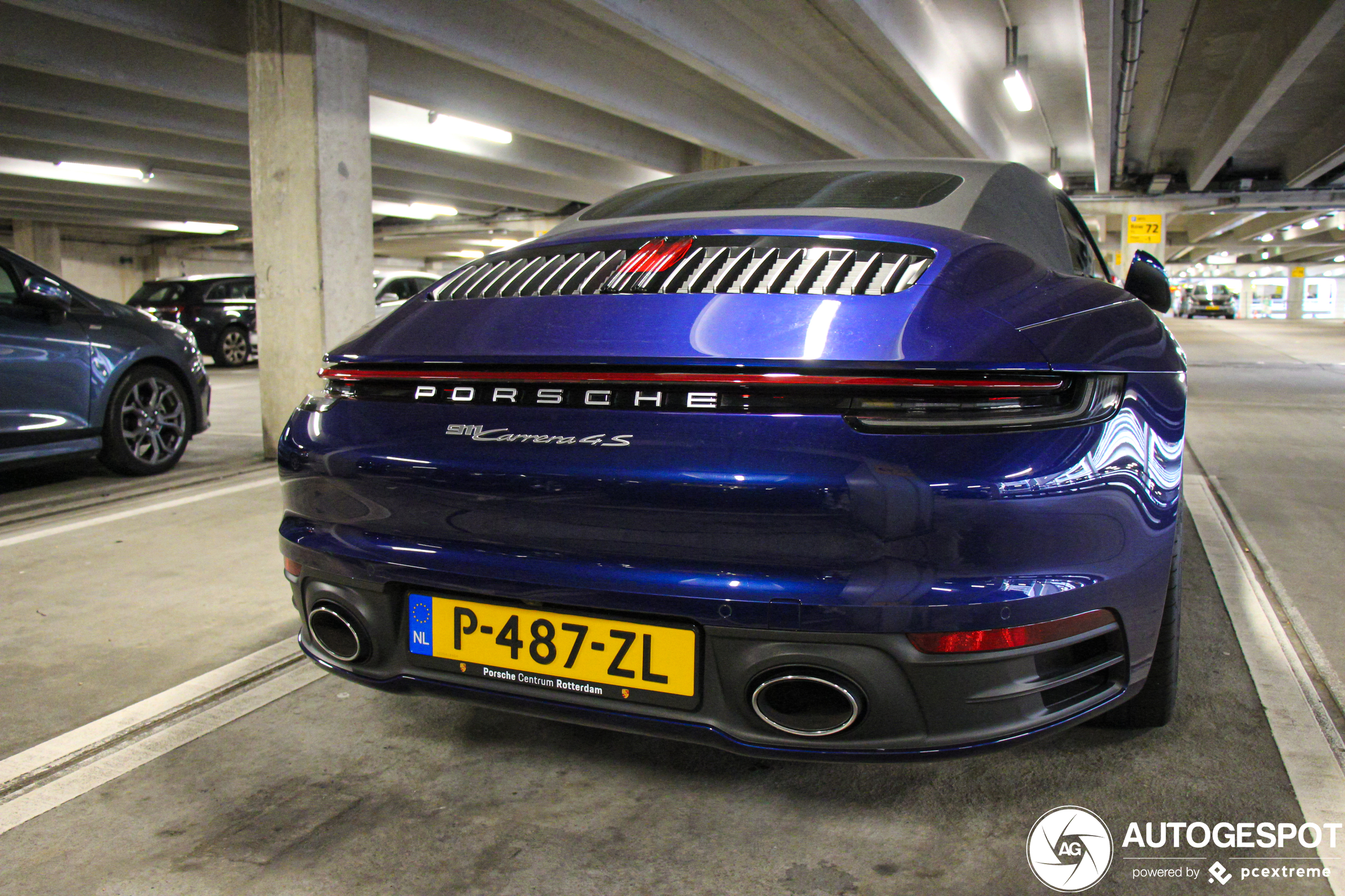 Porsche 992 Carrera 4S Cabriolet