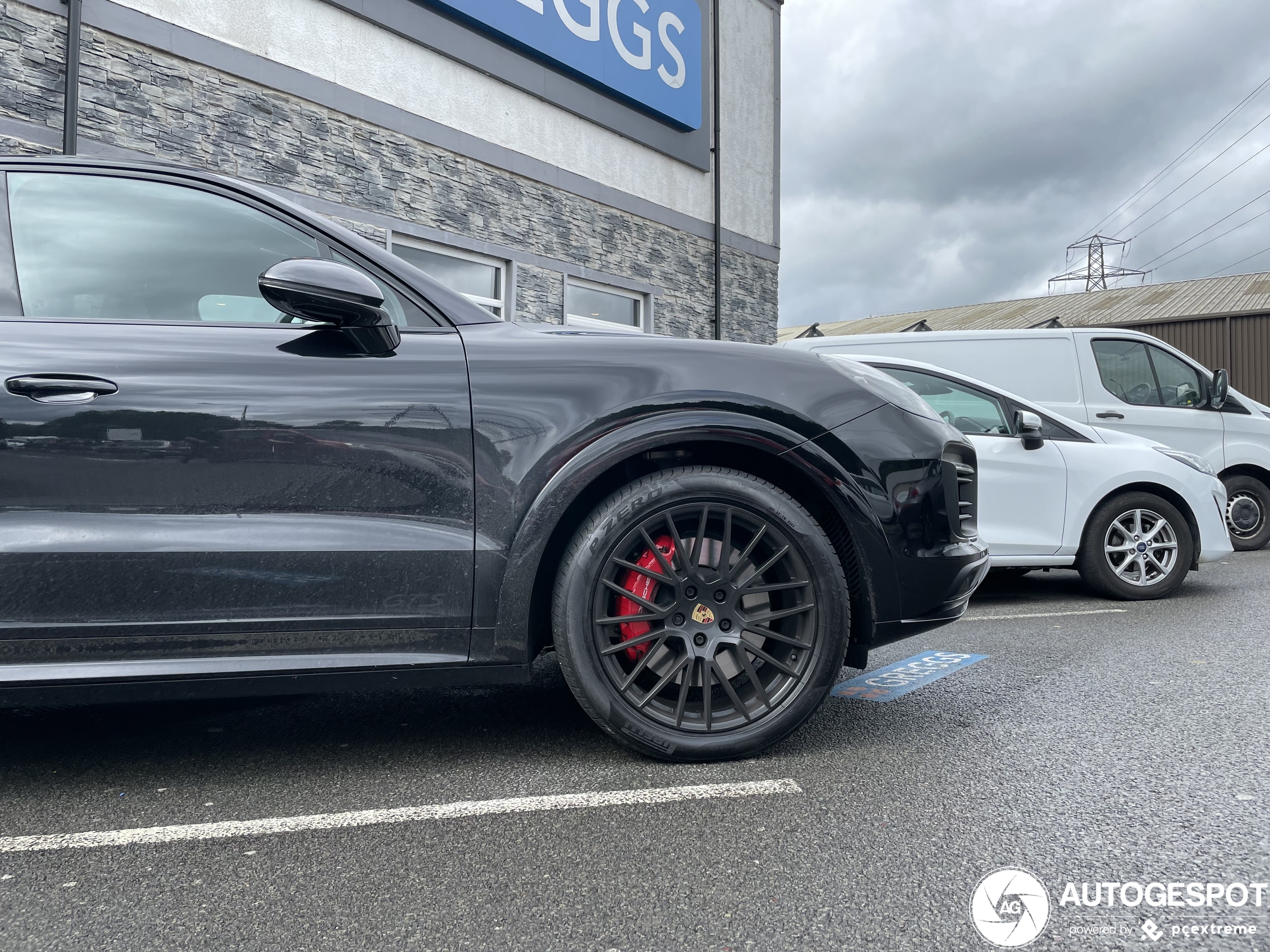 Porsche 9YA Cayenne GTS