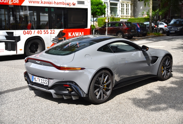 Aston Martin V8 Vantage 2018