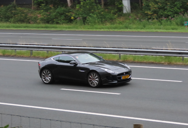 Jaguar F-TYPE S Coupé