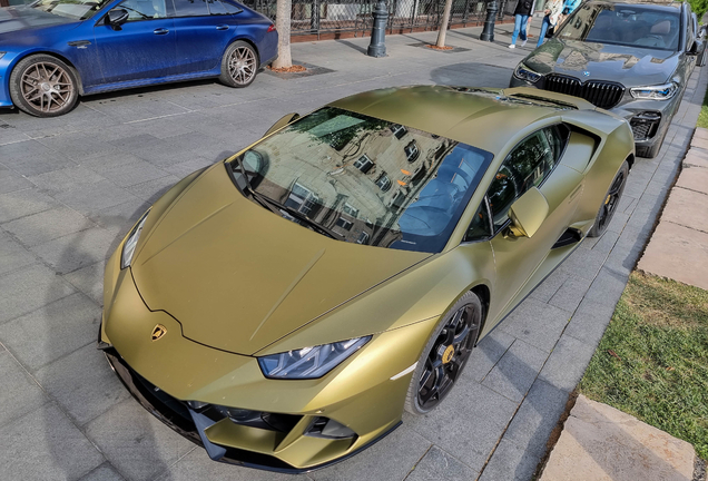 Lamborghini Huracán LP640-4 EVO