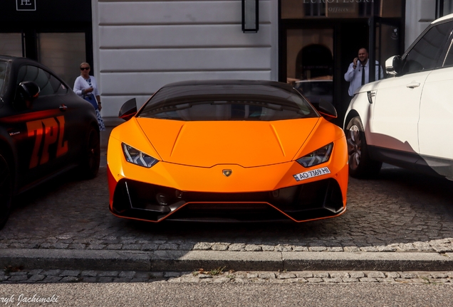 Lamborghini Huracán LP640-4 EVO