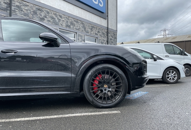 Porsche 9YA Cayenne GTS