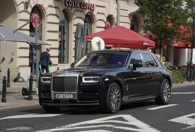 Rolls-Royce Phantom VIII EWB