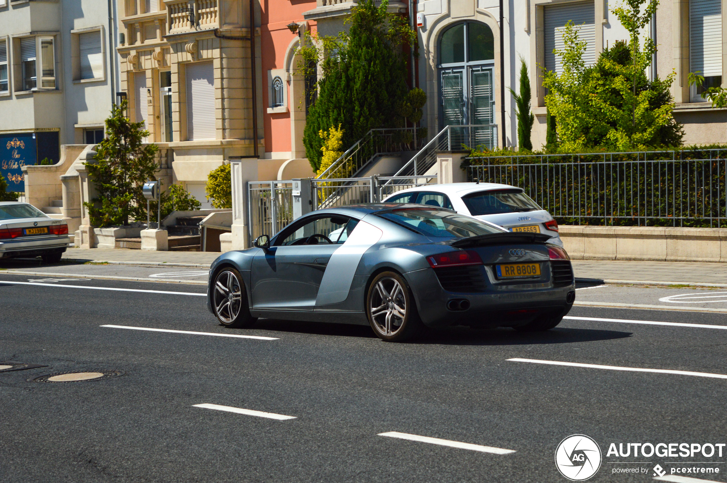 Audi R8