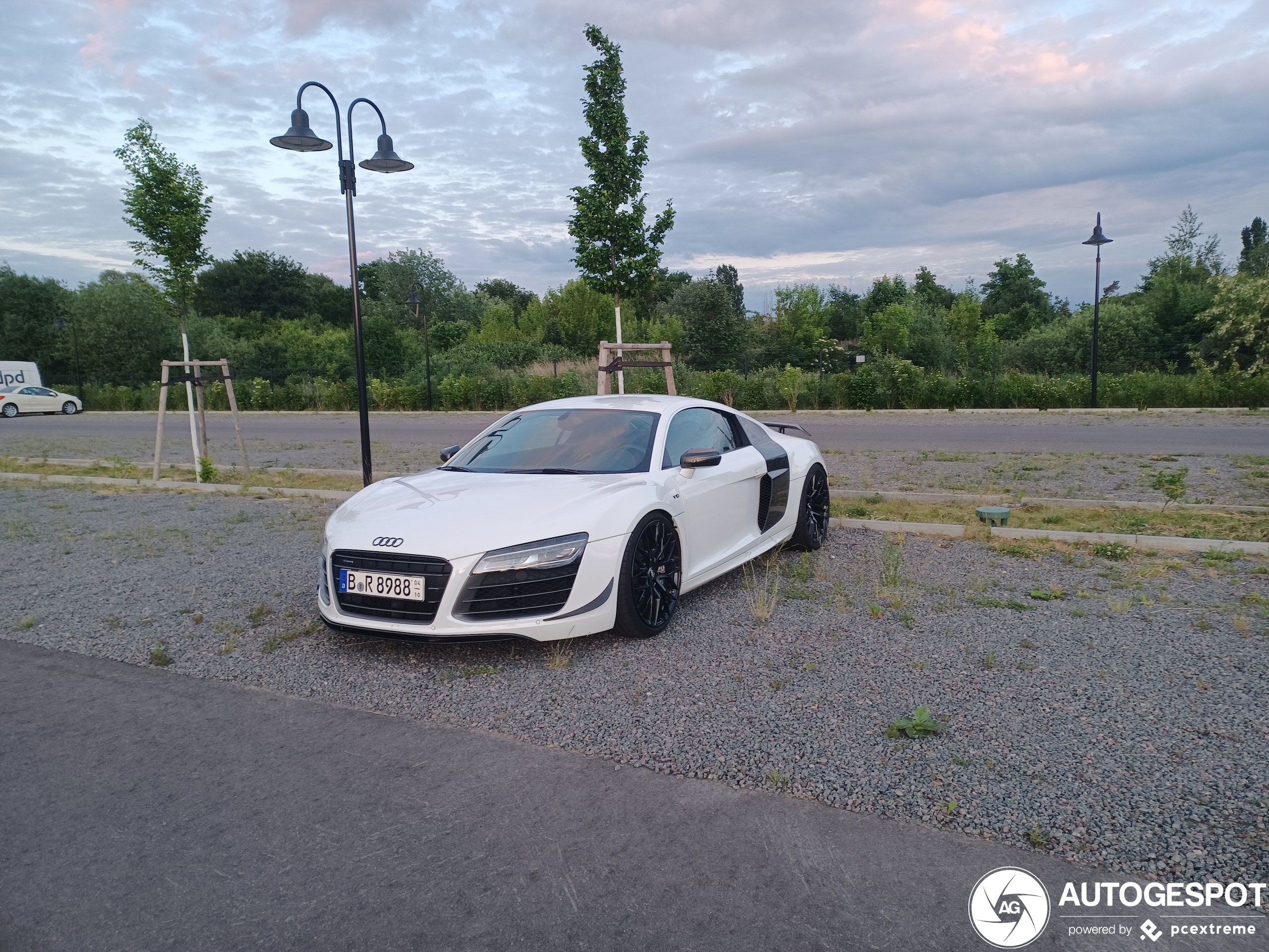 Audi R8 V10 Plus 2013