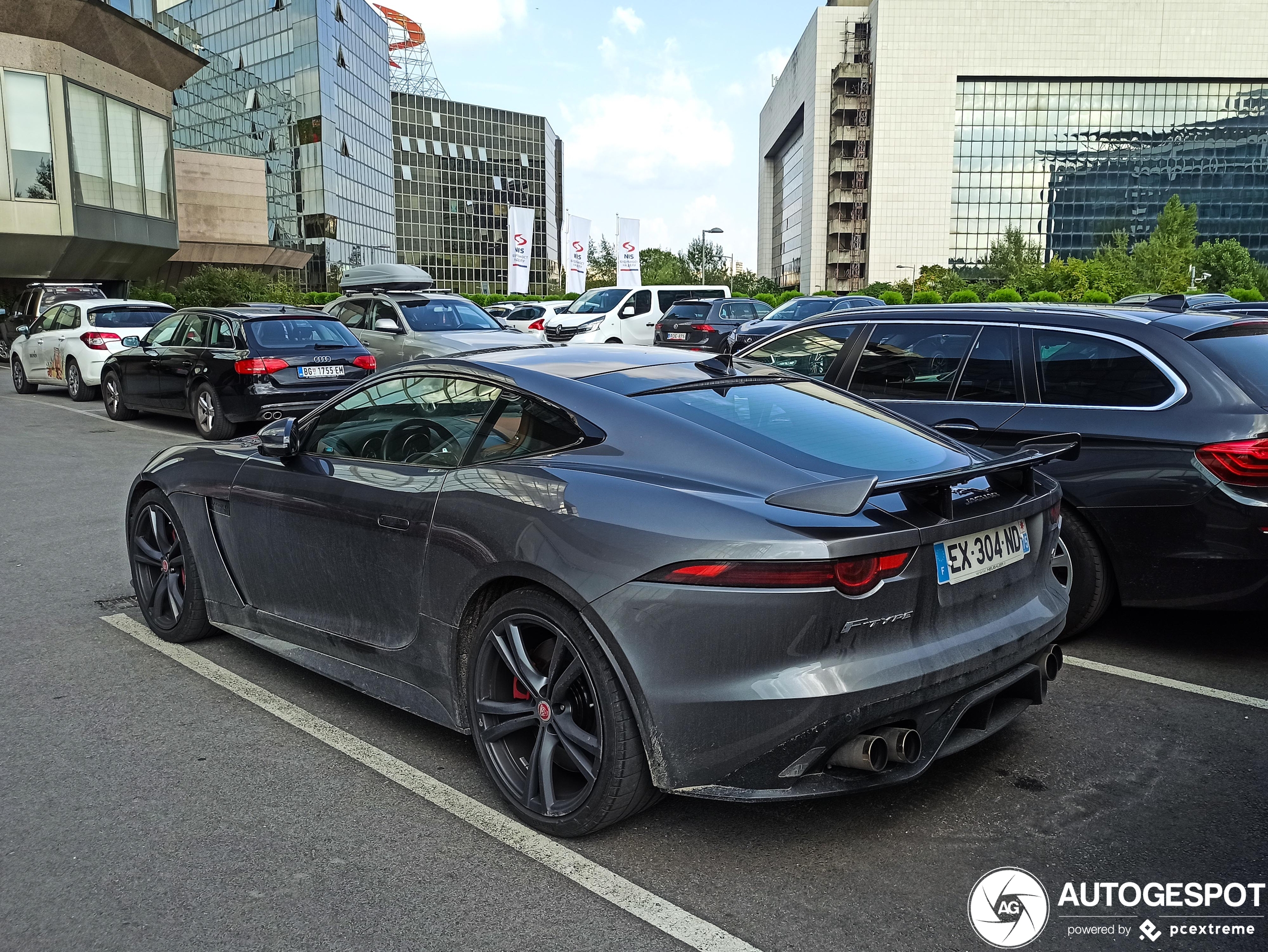 Jaguar F-TYPE SVR Coupé 2017