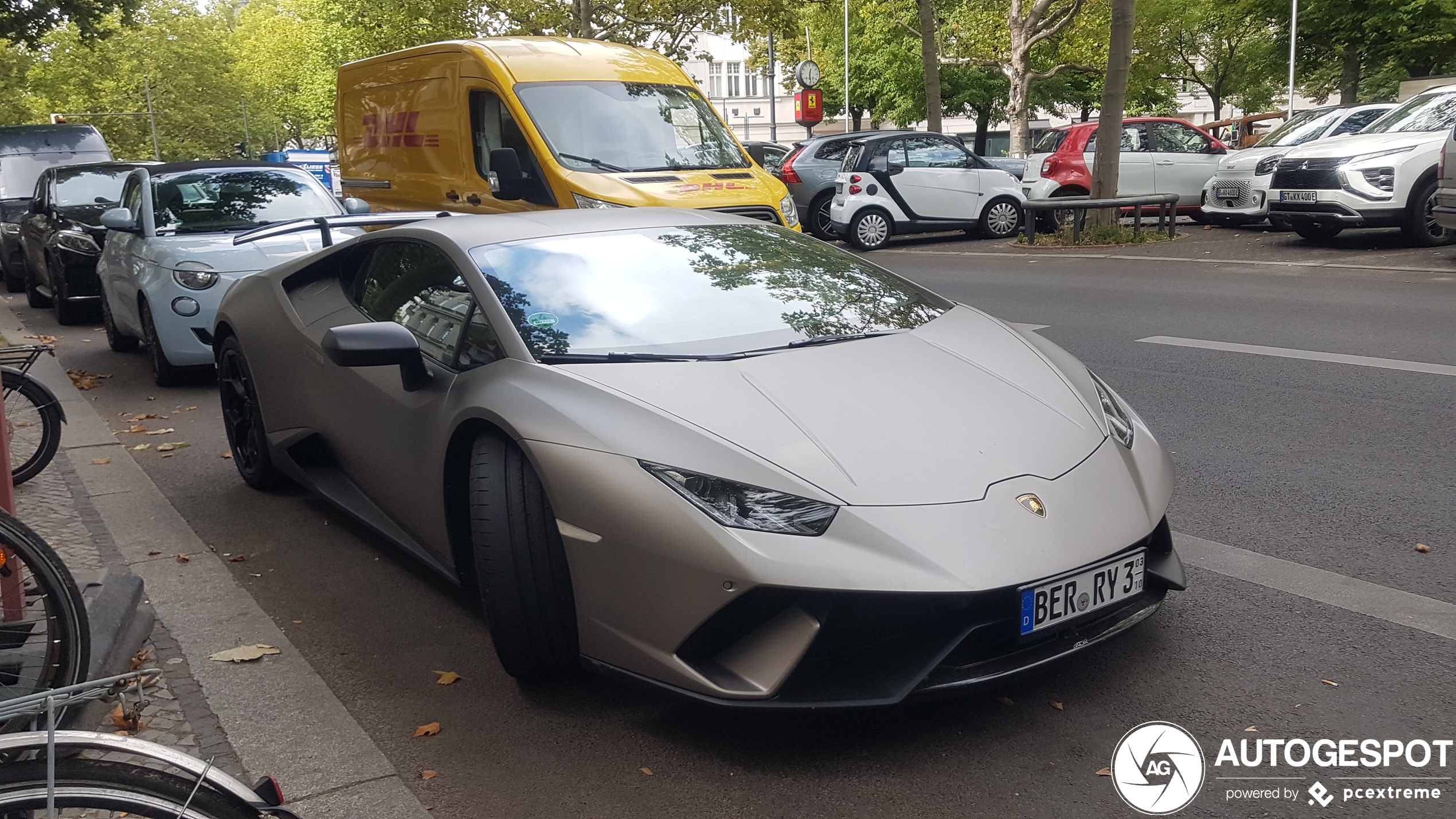 Lamborghini Huracán LP640-4 Performante