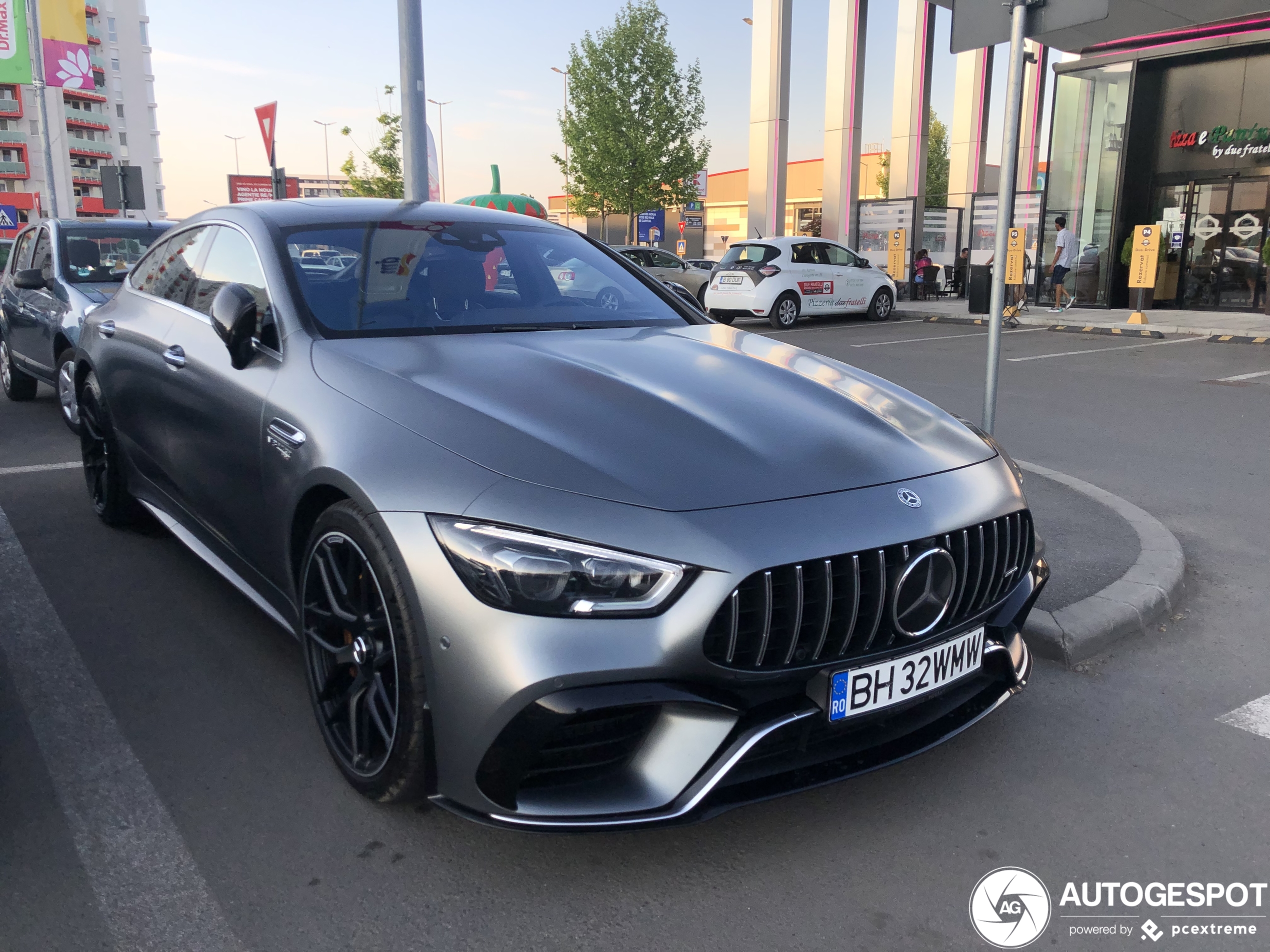 Mercedes-AMG GT 63 S X290