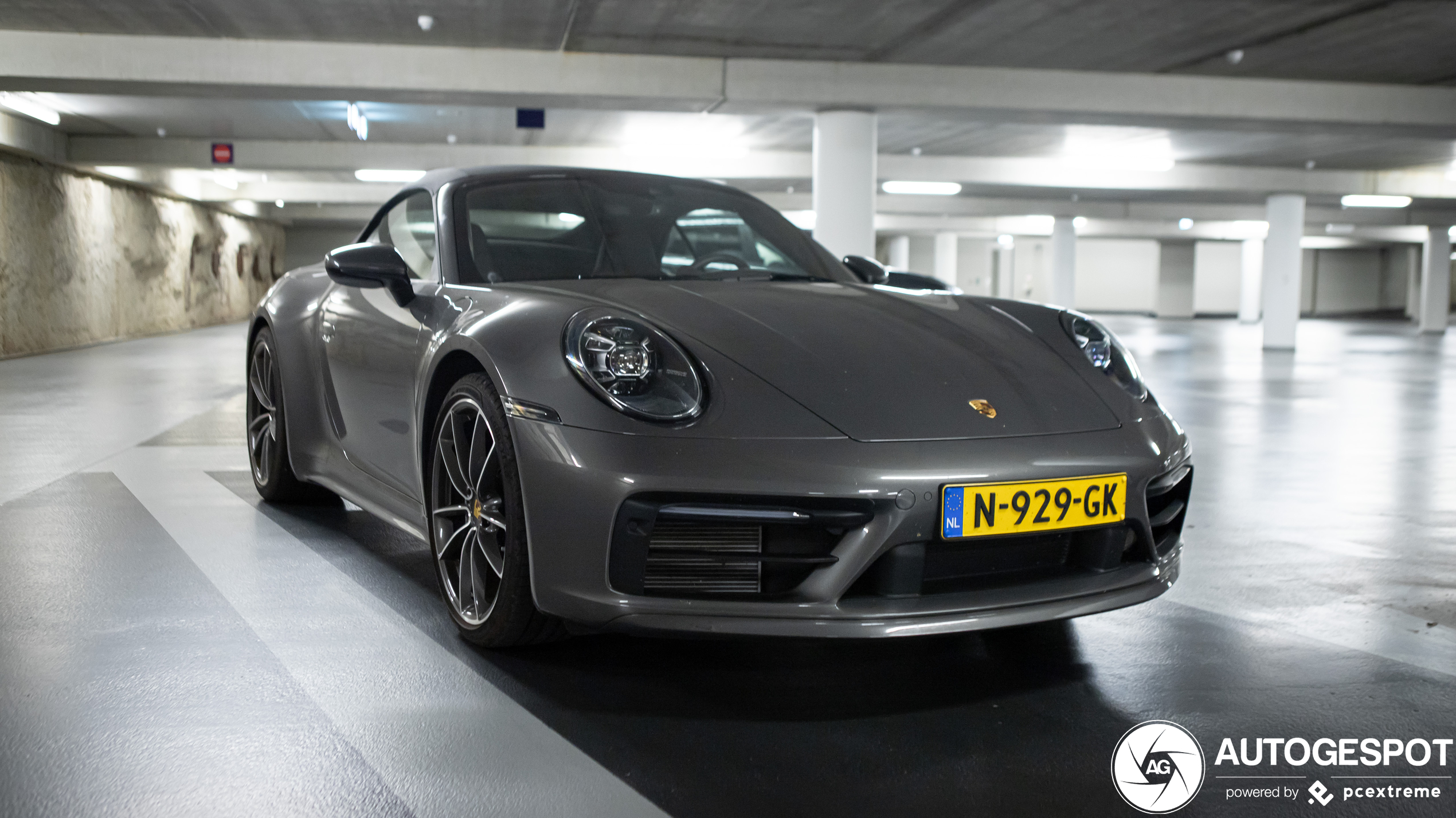 Porsche 992 Carrera 4S Cabriolet