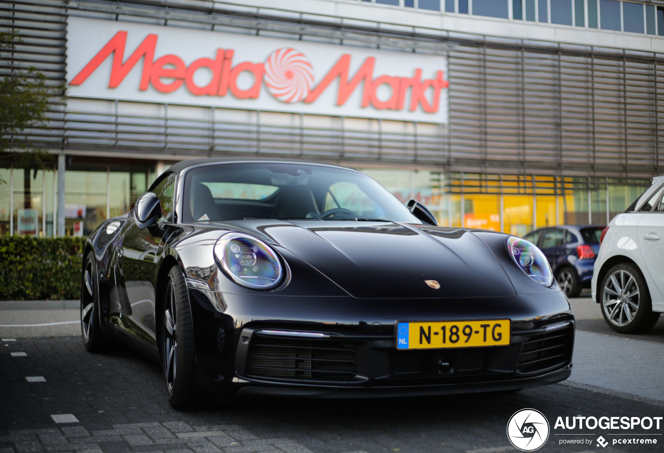 Porsche 992 Carrera 4S Cabriolet