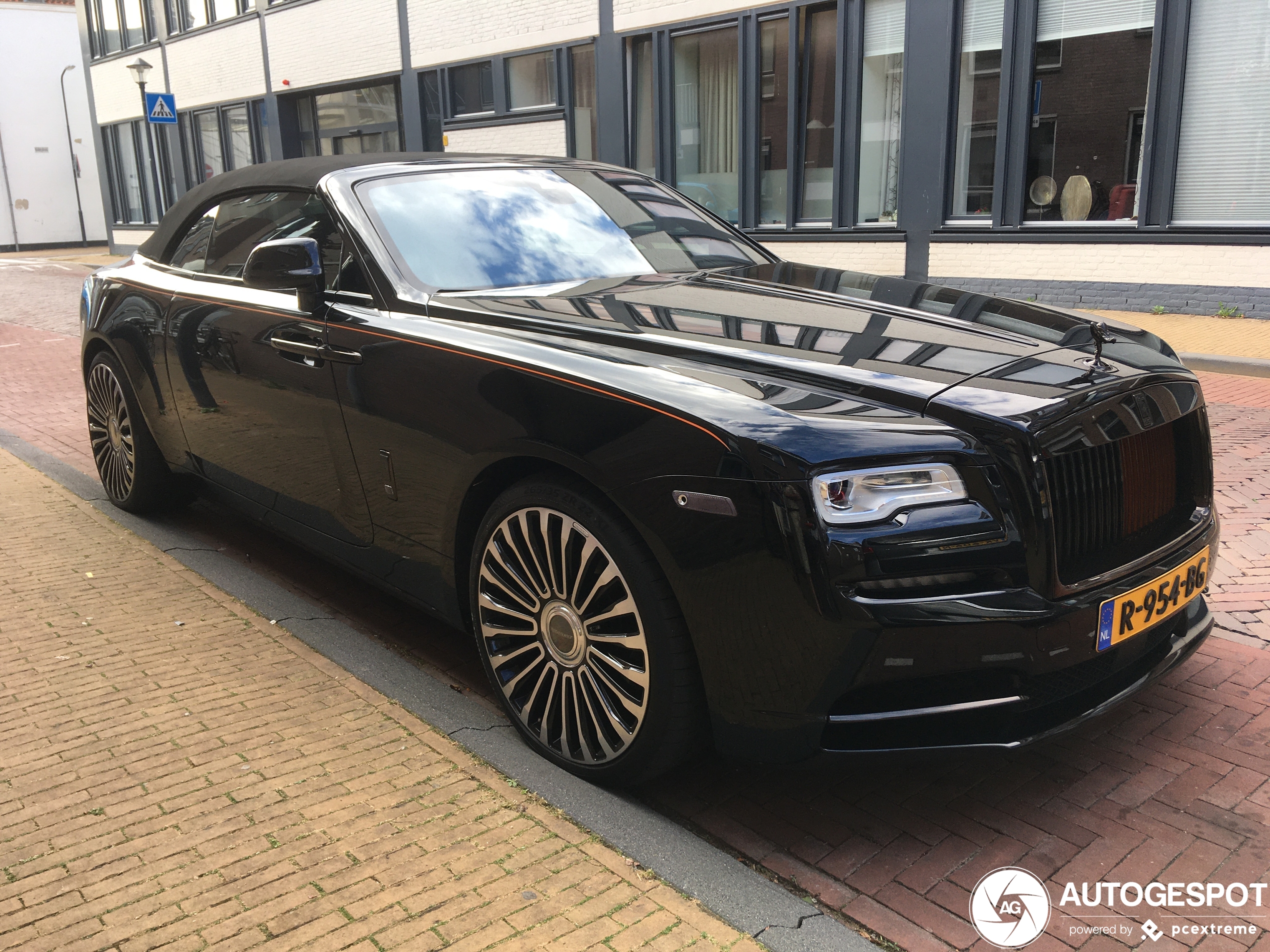 Rolls-Royce Dawn is subtiel aangepakt door Mansory