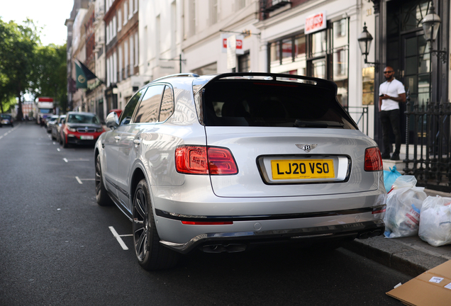 Bentley Bentayga V8 Huntsman Edition