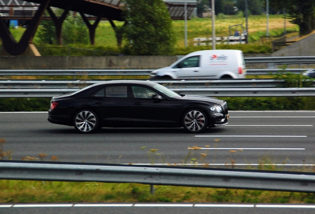 Bentley Flying Spur Hybrid