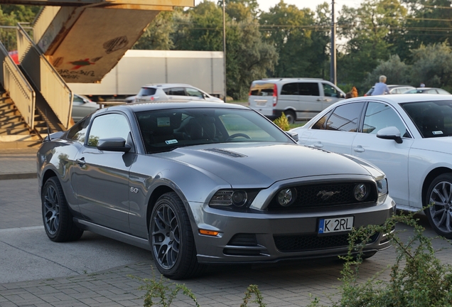 Ford Mustang GT 2013