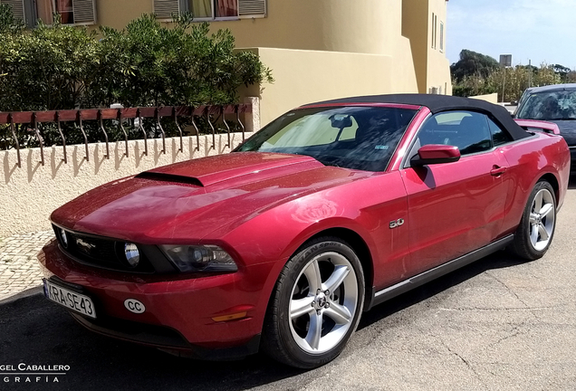 Ford Mustang GT Convertible 2011