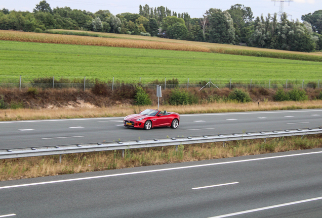 Jaguar F-TYPE S AWD Convertible