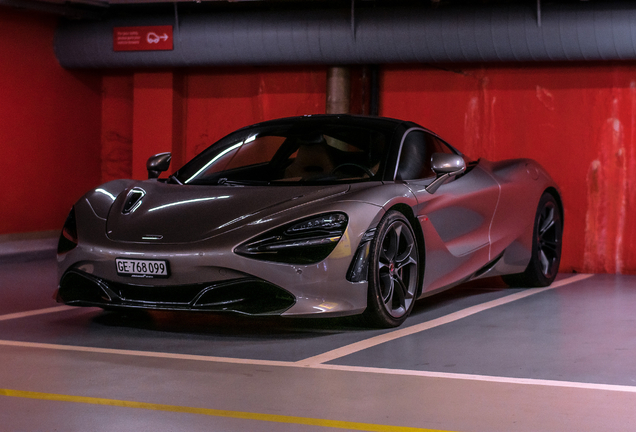 McLaren 720S