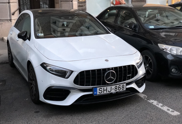 Mercedes-AMG A 45 W177