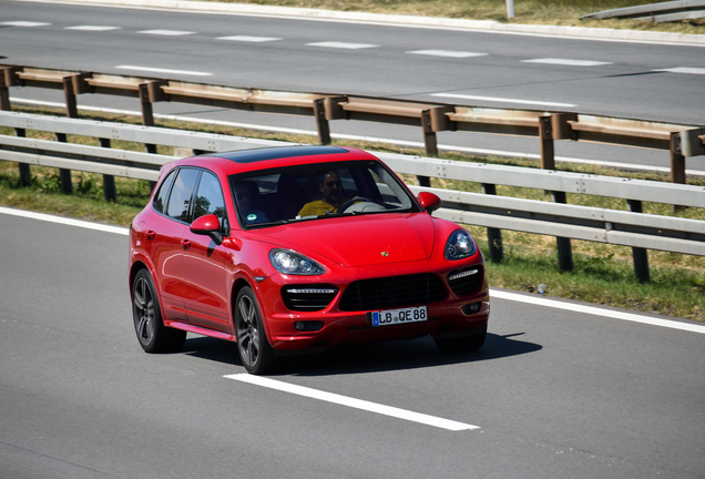 Porsche 958 Cayenne GTS