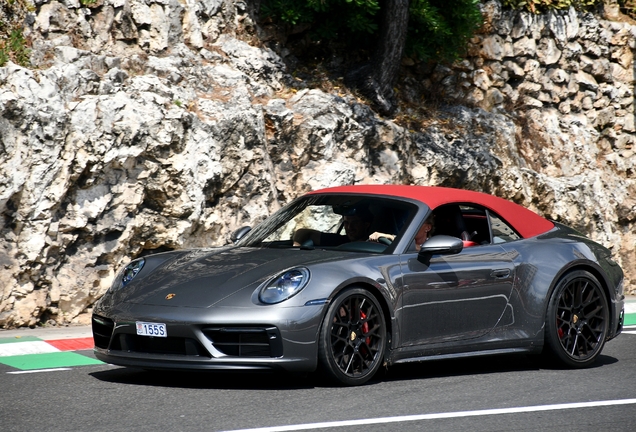 Porsche 992 Carrera GTS Cabriolet