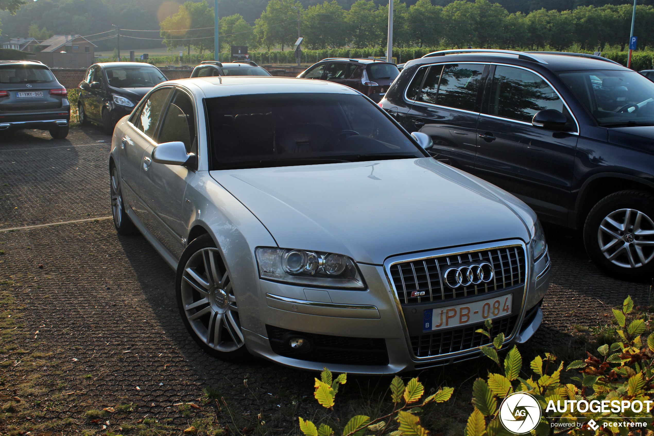 Audi S8 D3