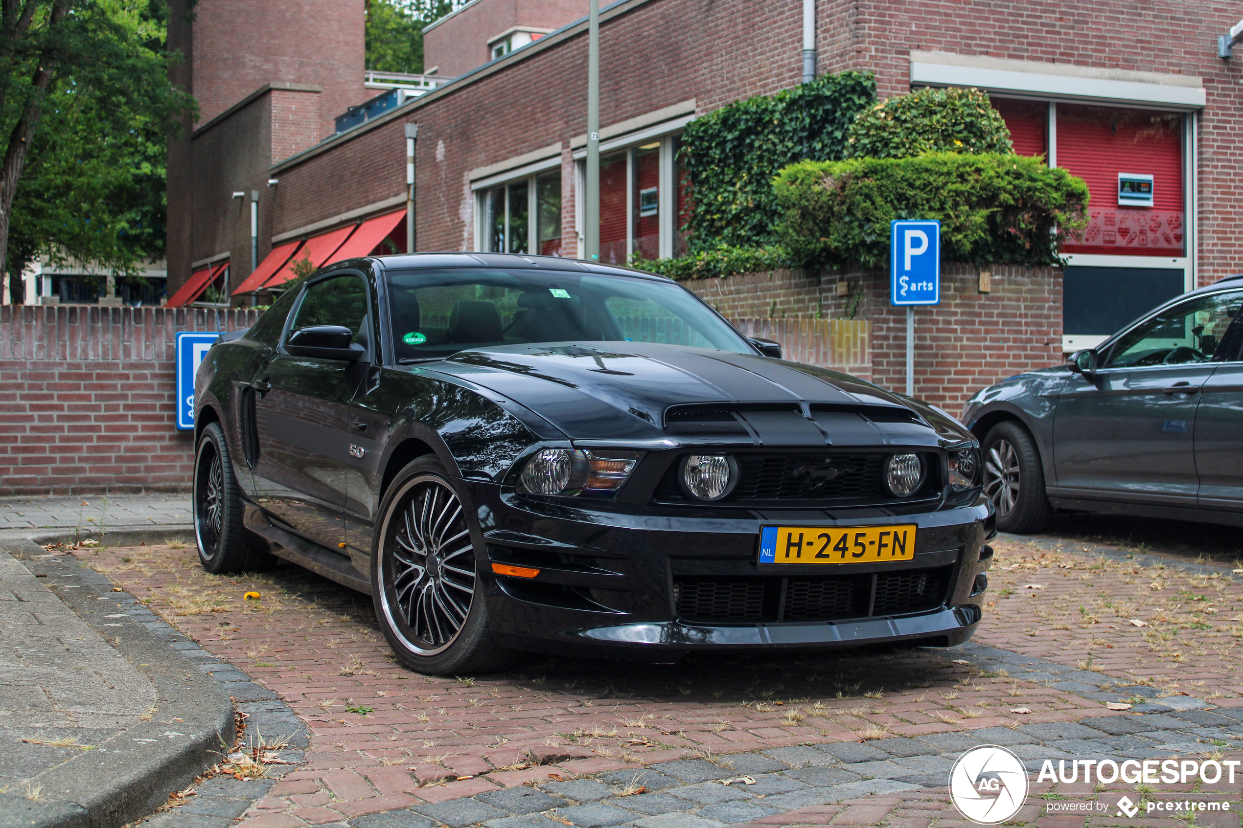 Ford Mustang GT 2011