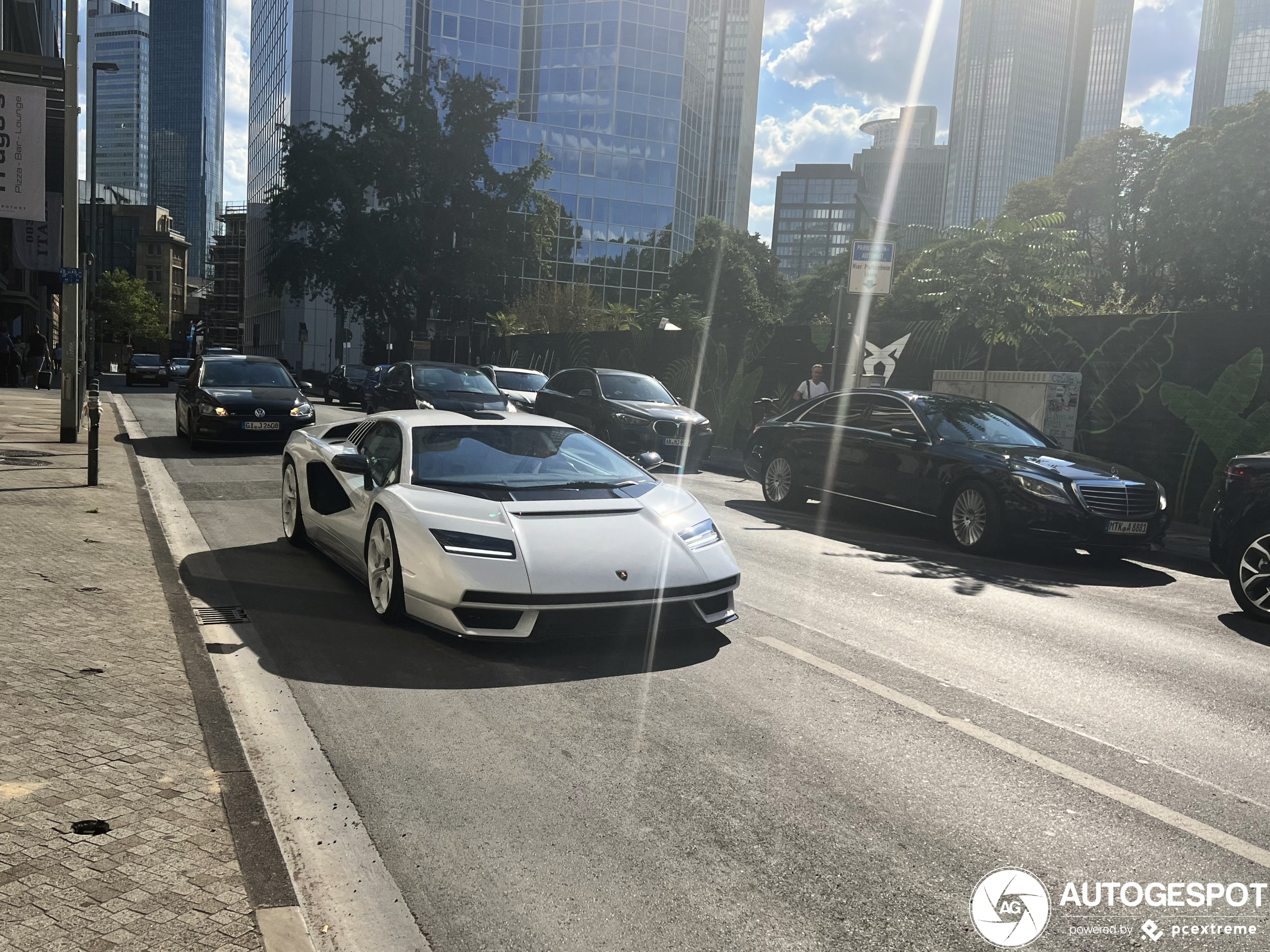 De tweede Lamborghini Countach LPI 800-4 van afgelopen weekend