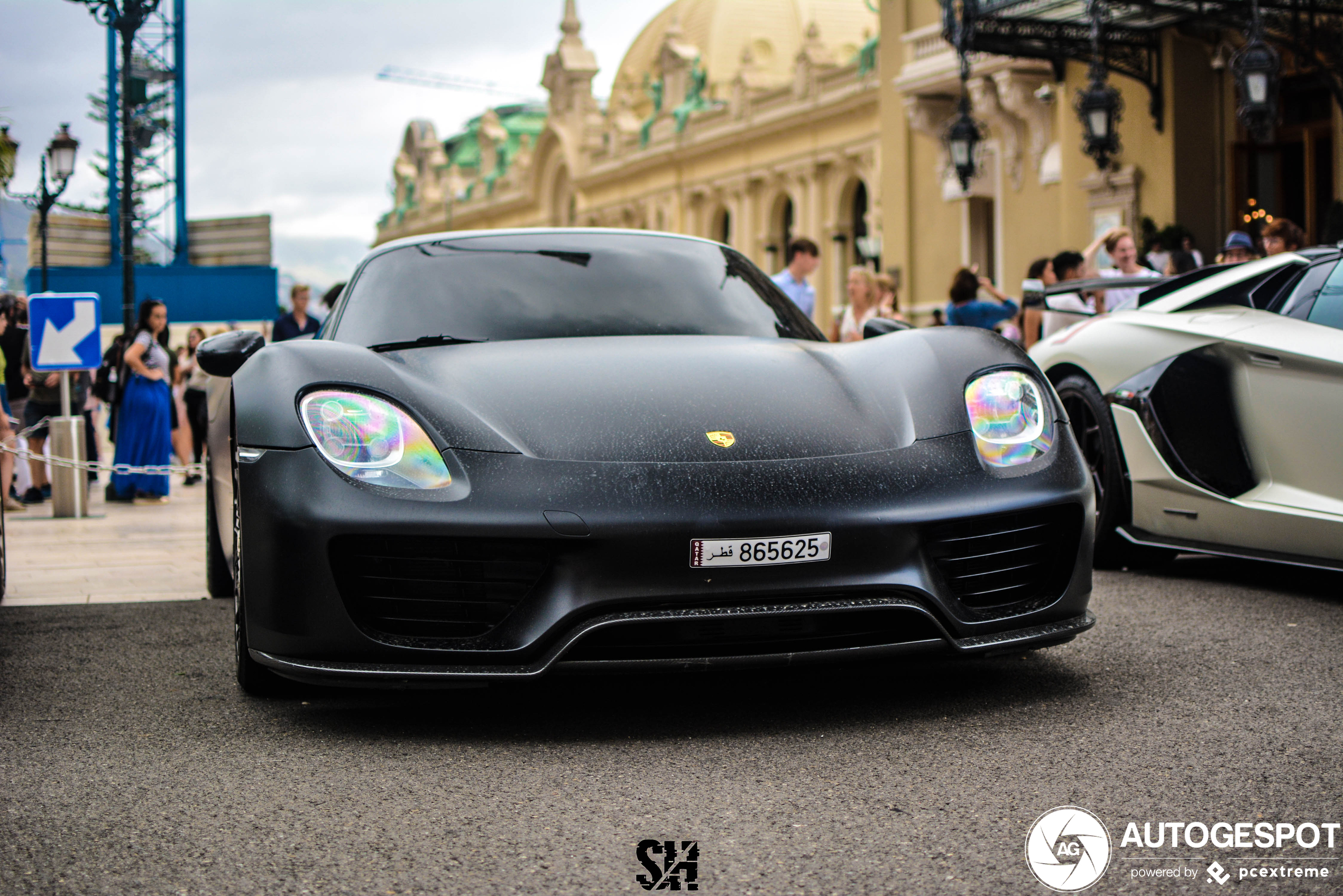 Porsche 918 Spyder Weissach Package