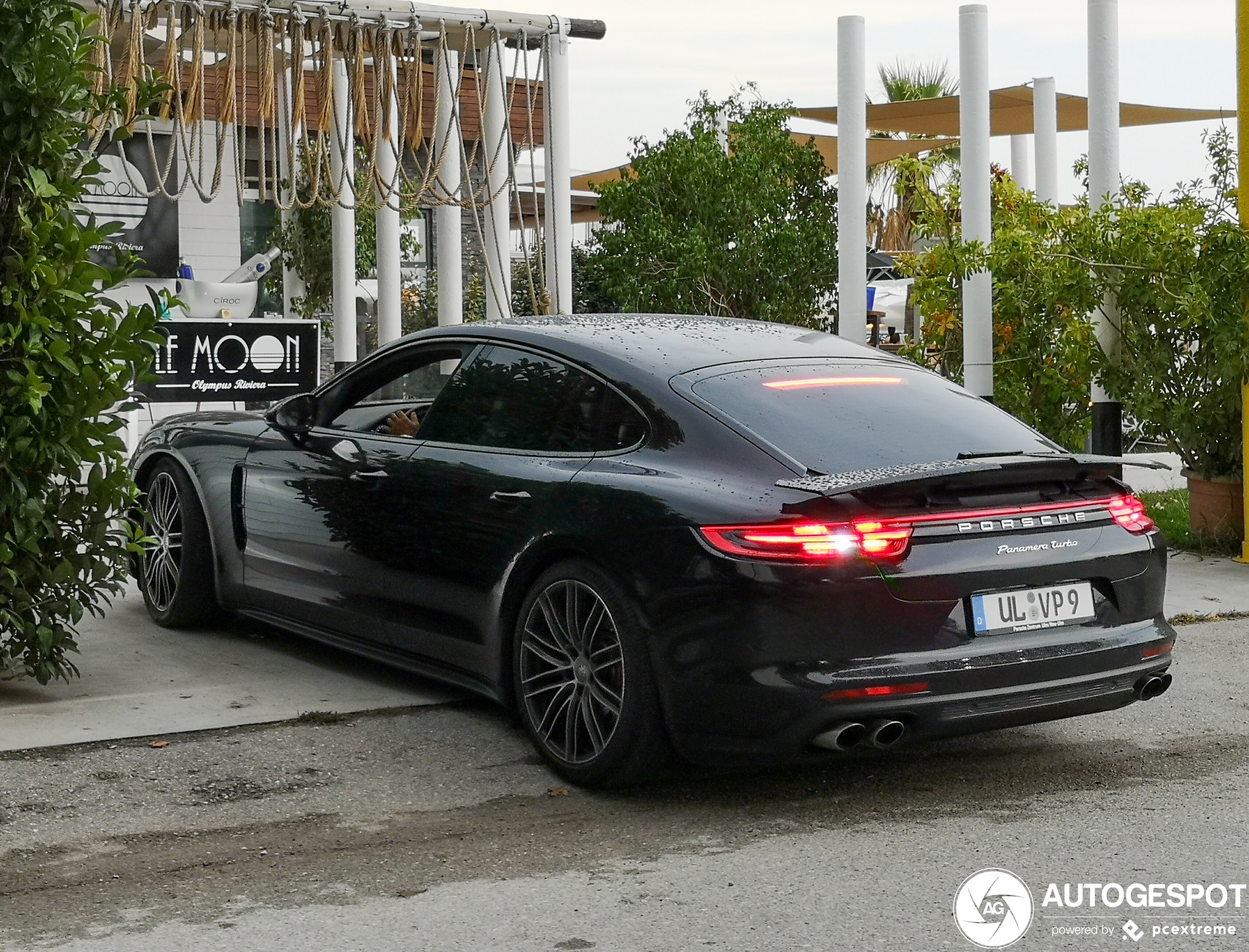 Porsche 971 Panamera Turbo