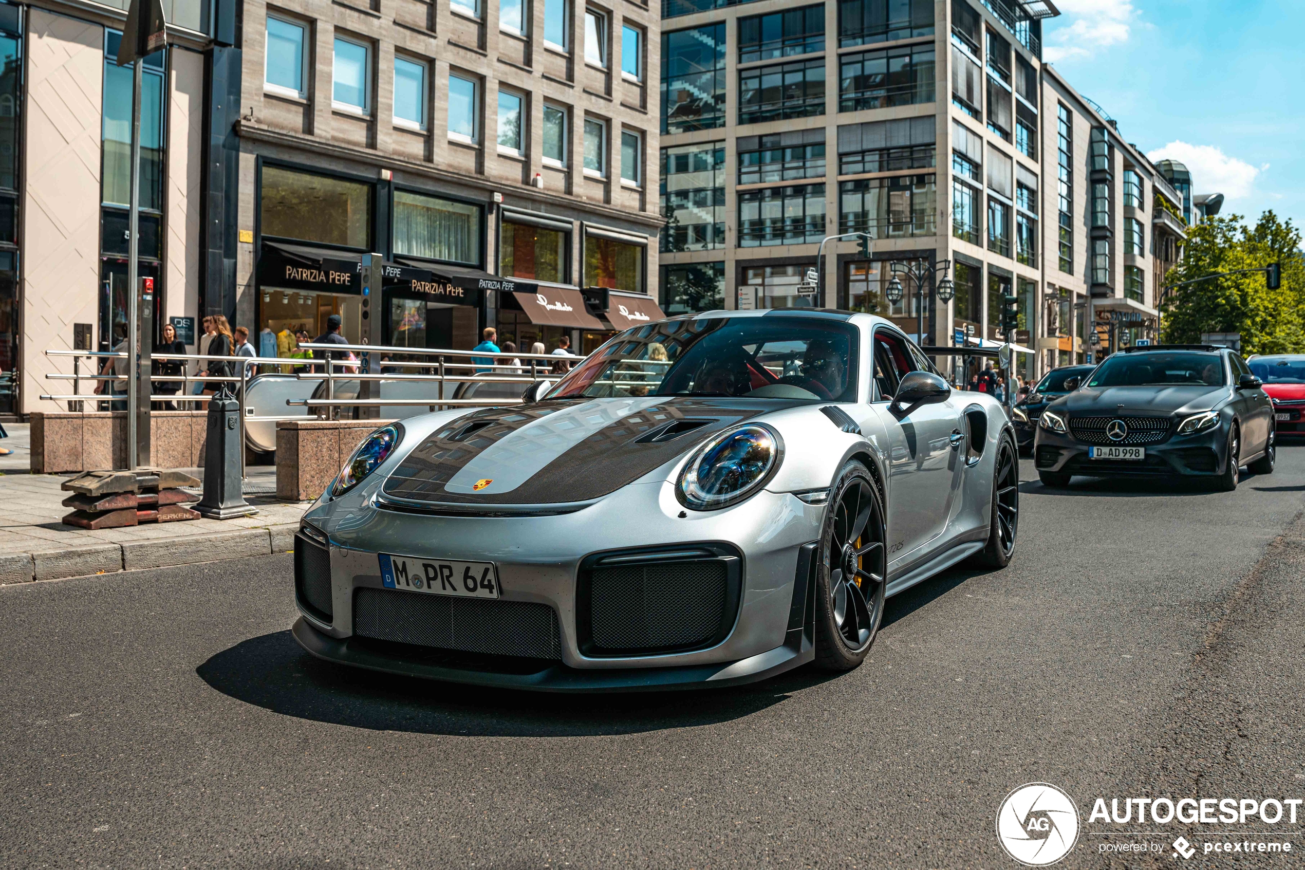 Porsche 991 GT2 RS Weissach Package