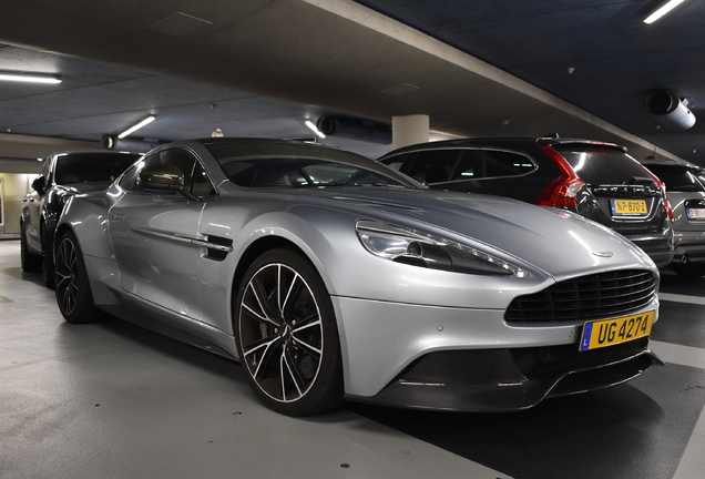 Aston Martin Vanquish 2013