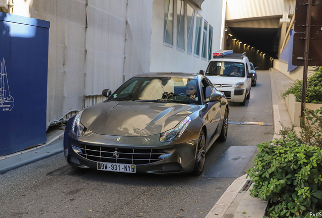 Ferrari FF