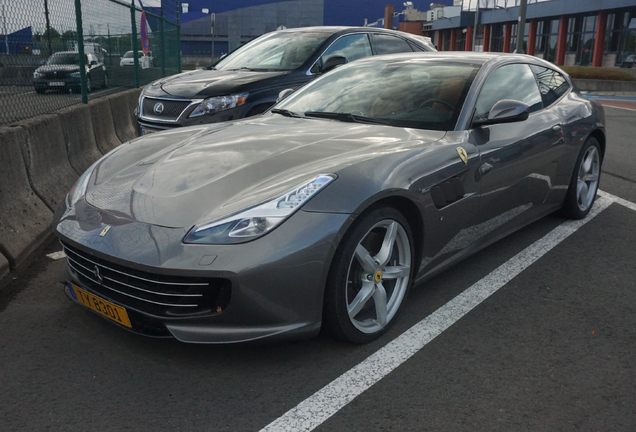 Ferrari GTC4Lusso