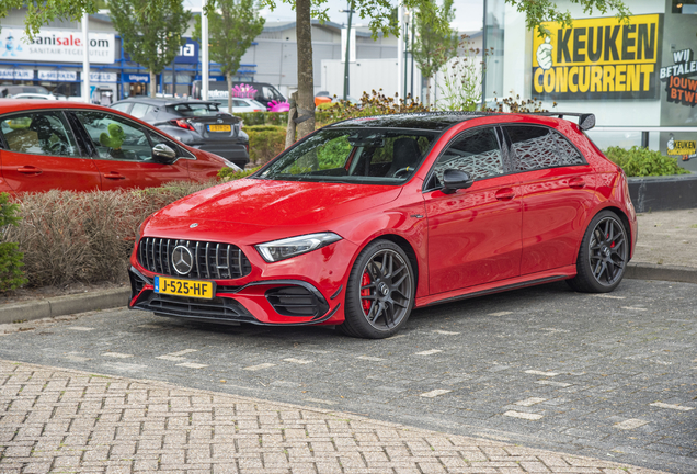 Mercedes-AMG A 45 S W177