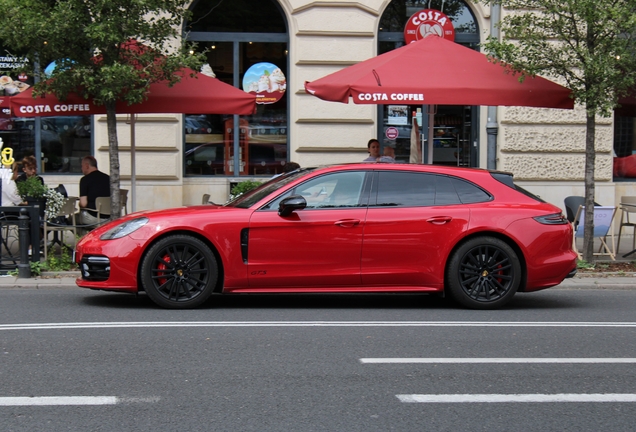 Porsche 971 Panamera GTS Sport Turismo