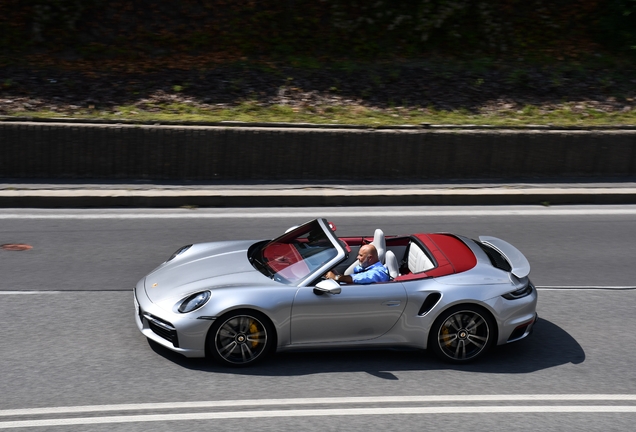 Porsche 992 Turbo S Cabriolet