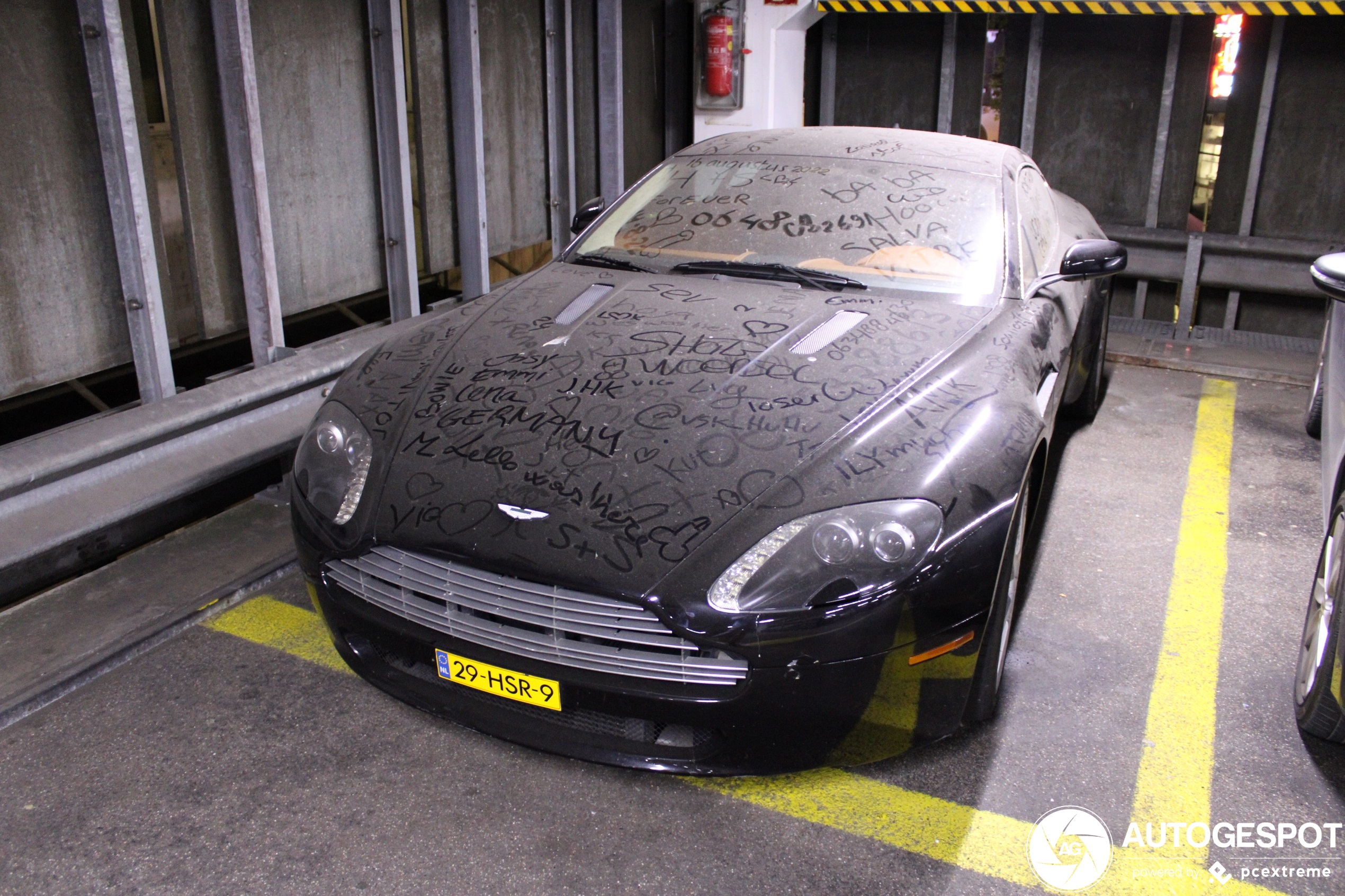 Aston Martin V8 Vantage