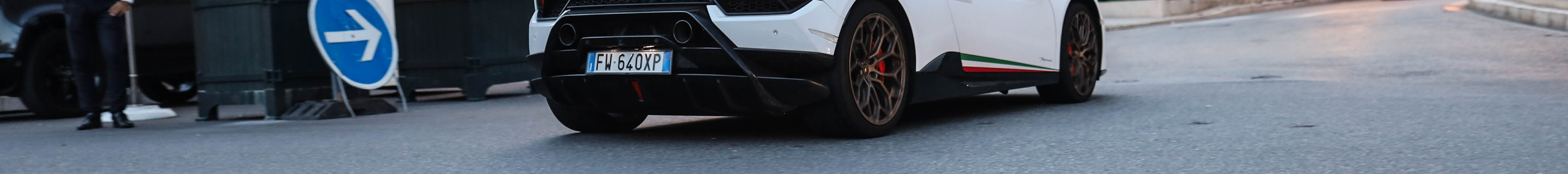 Lamborghini Huracán LP640-4 Performante Spyder