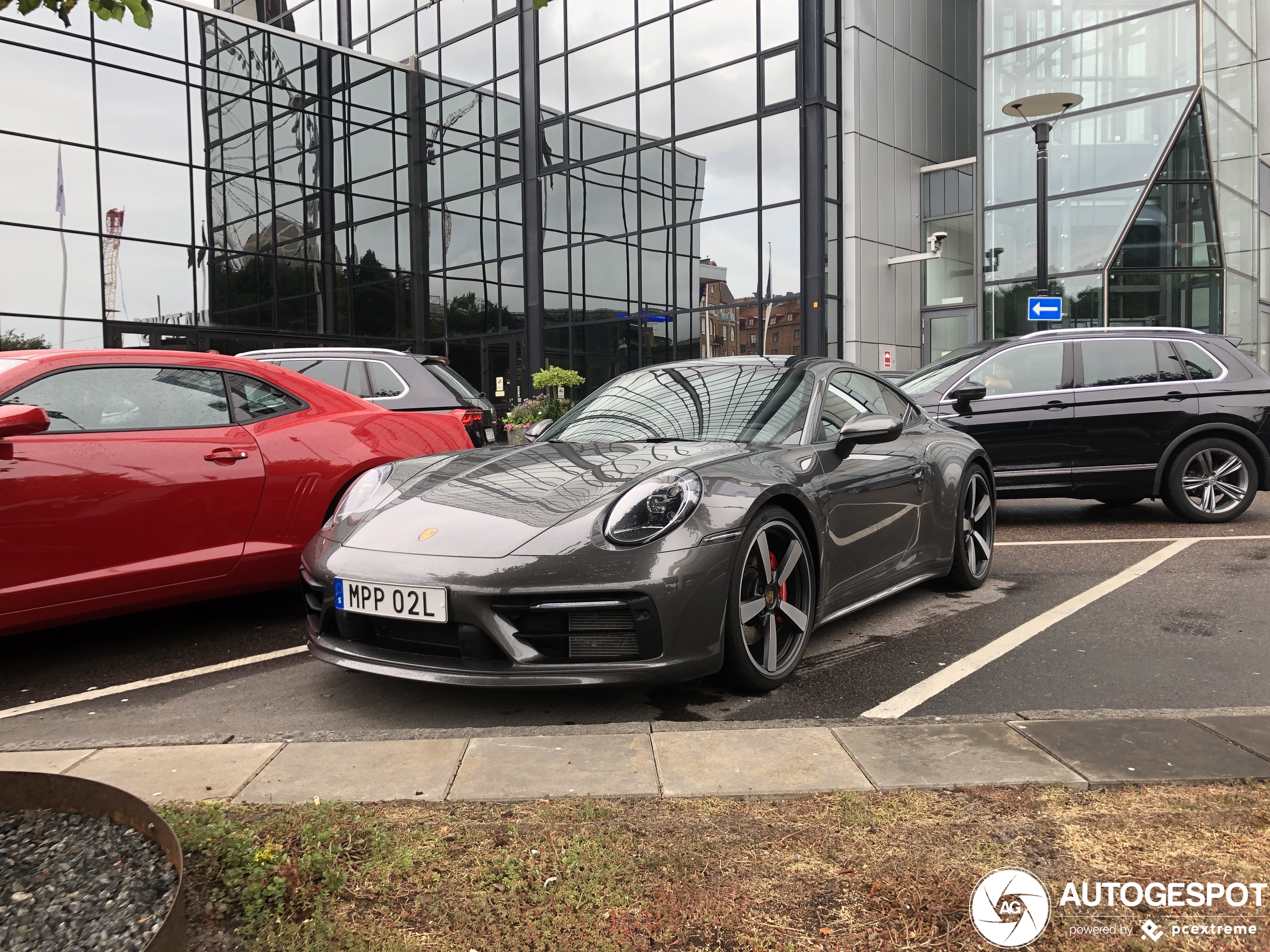 Porsche 992 Carrera 4S