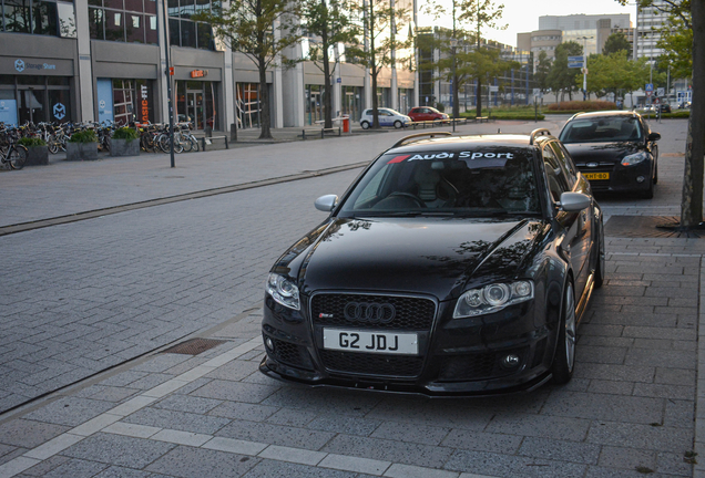 Audi RS4 Avant B7