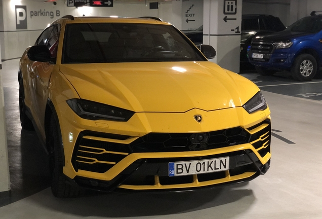 Lamborghini Urus