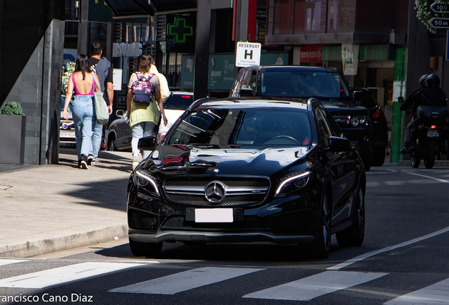 Mercedes-Benz GLA 45 AMG X156