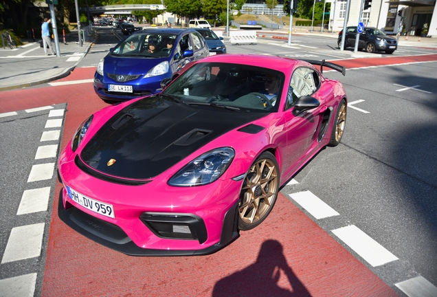 Porsche 718 Cayman GT4 RS Weissach Package