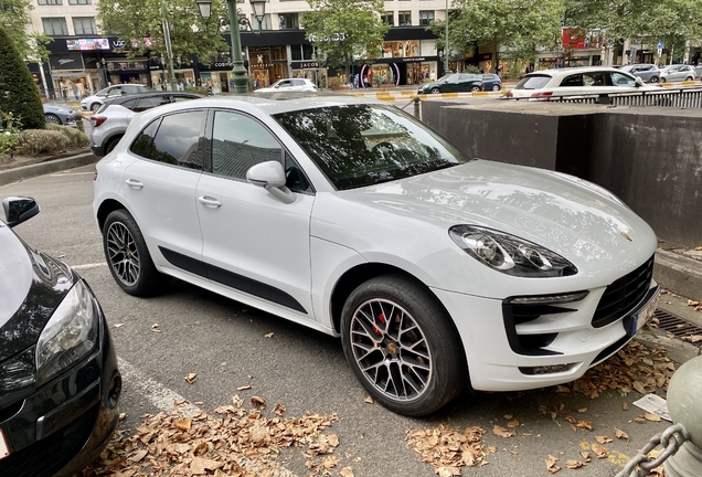 Porsche 95B Macan GTS