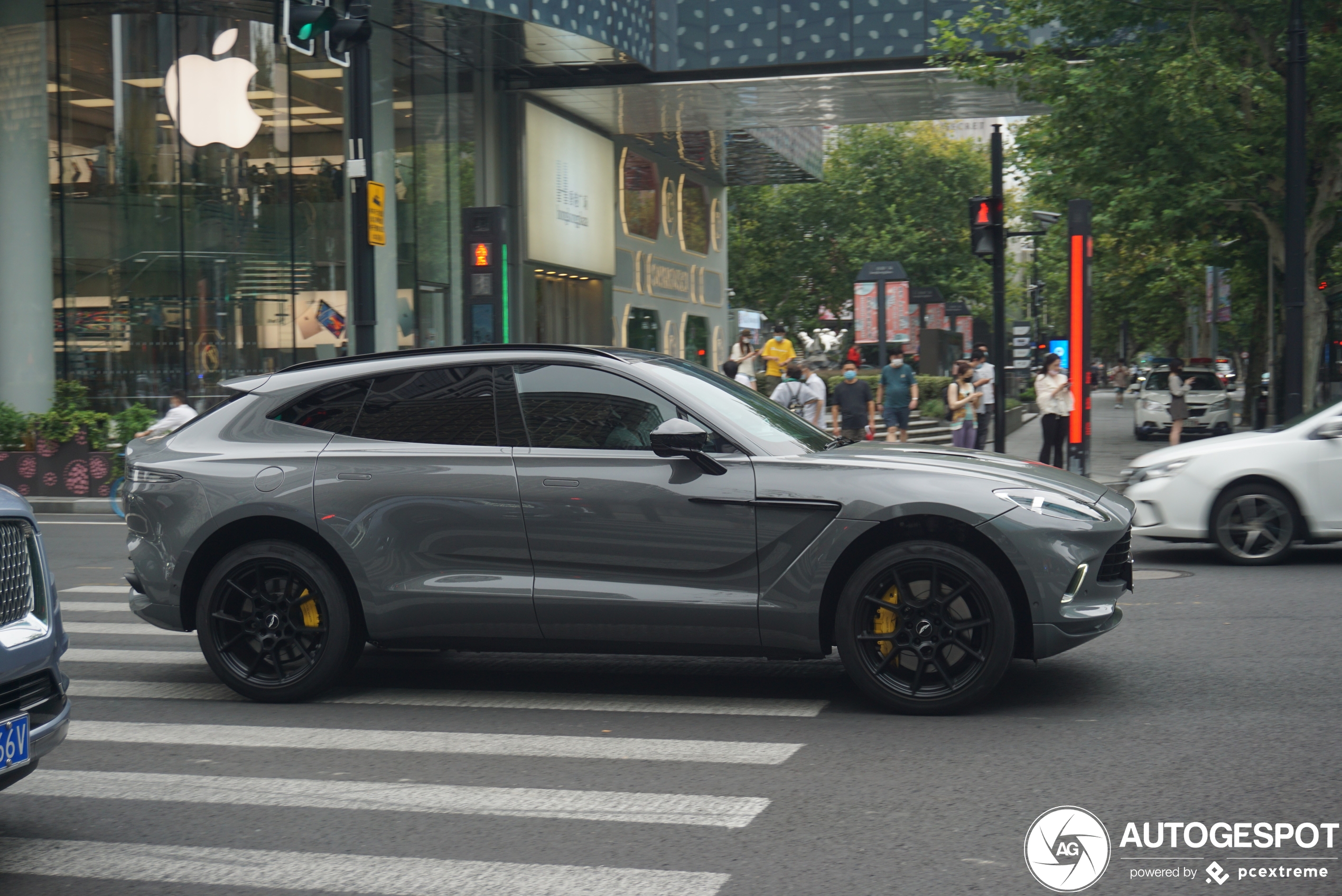 Aston Martin DBX