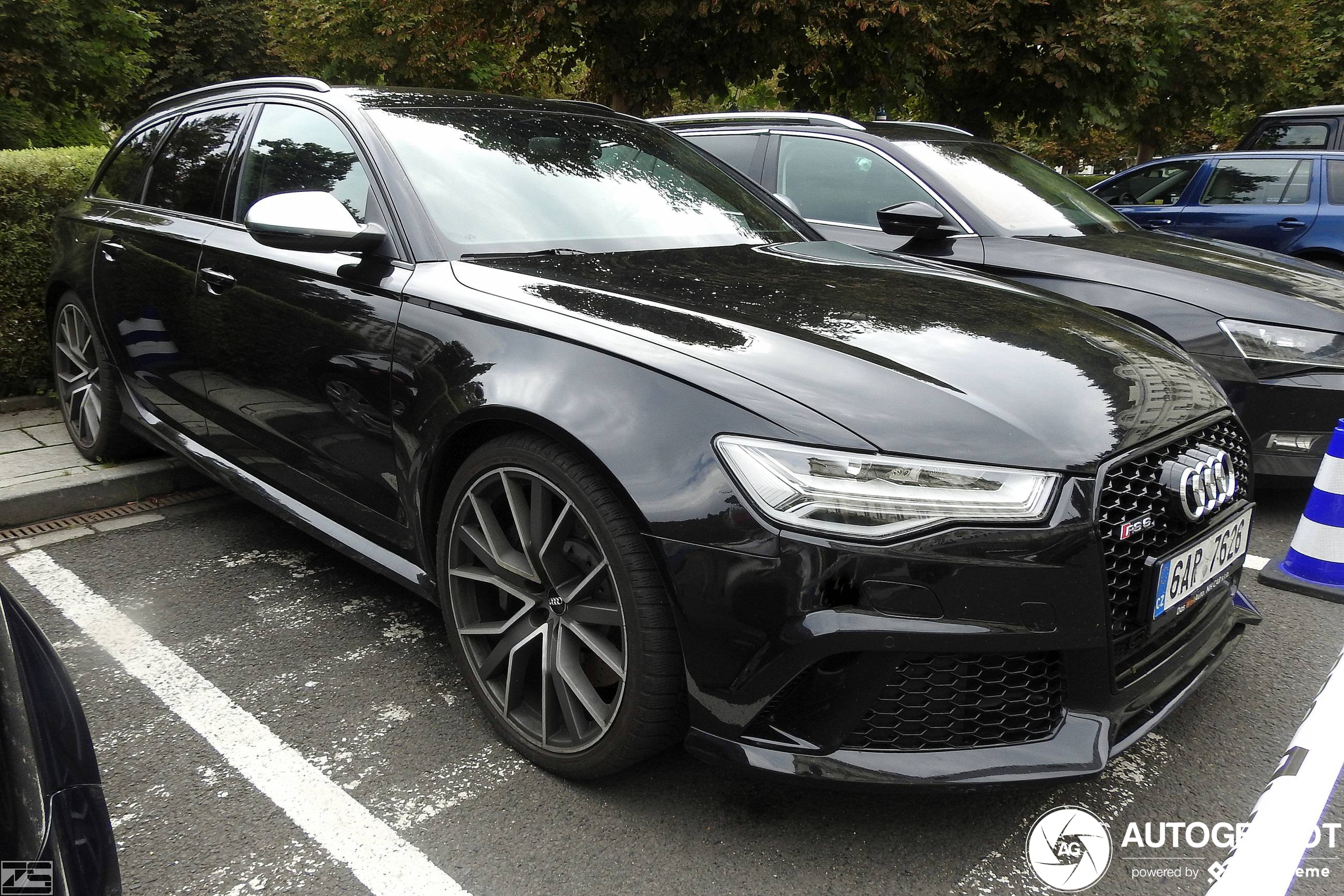 Audi RS6 Avant C7 2015