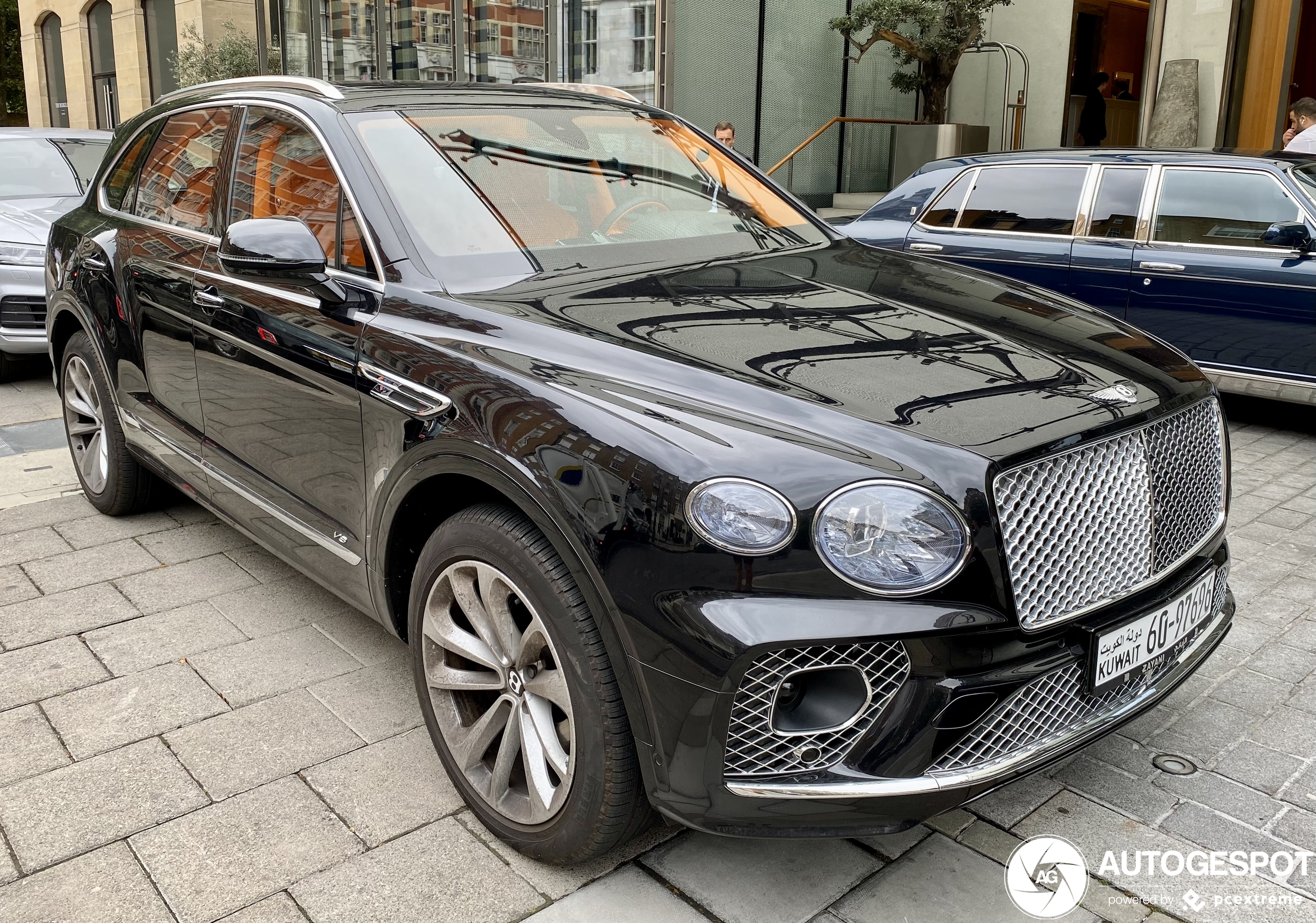 Bentley Bentayga V8 2021