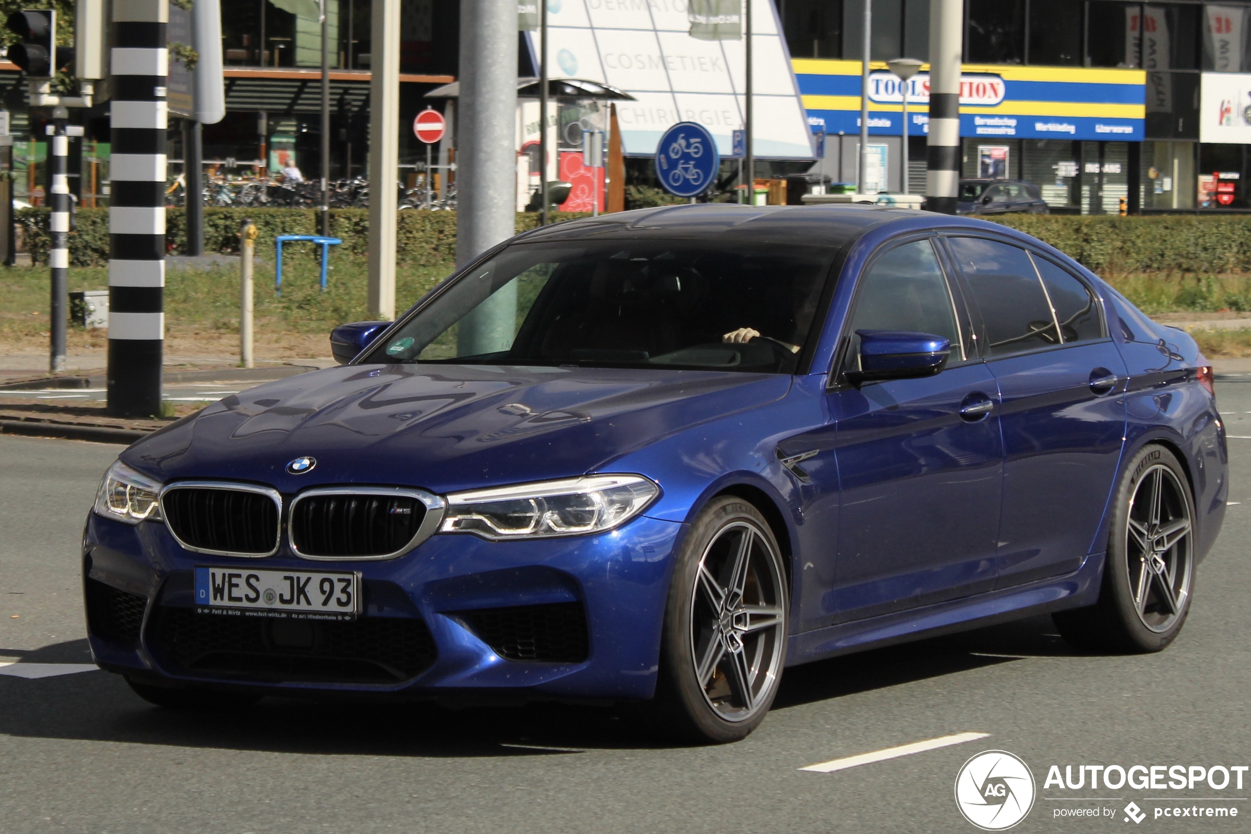 BMW M5 F90